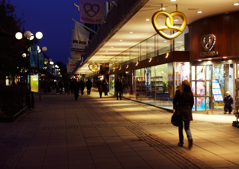 Samhälle - Kringlan, gågatan i Södertälje